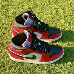 Jordan 1s Men’s Size 9 Must See Used !!! Red And Black 