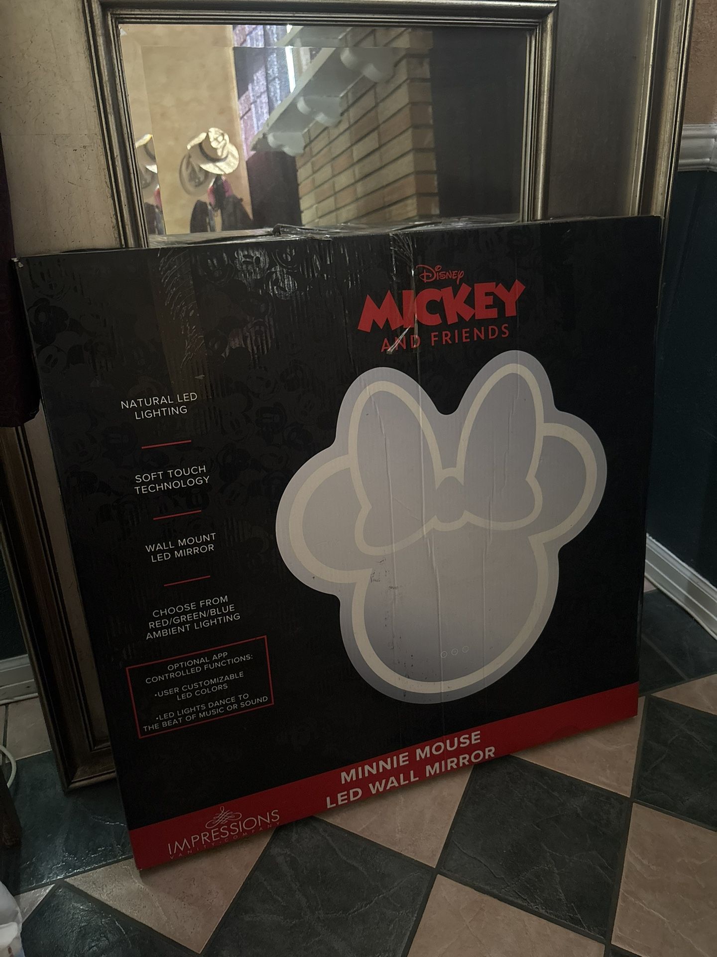 MINNIE MOUSE IMPRESSIONS VANITY MIRROR