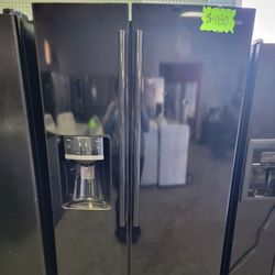 Samsung Refrigerator Side By Side Black Used 36"