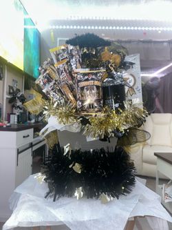 WREATH & TREATS GIFTSETS!!