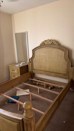 Queen bed