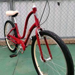 Electra Townie 3-Speed Cruiser Bike – Excellent Condition – Ready to Ride