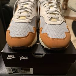 Nike Air Max 1 Patta Waves Monarch (with Bracelet)