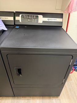 Speed Queen DR7 Electric Dryer