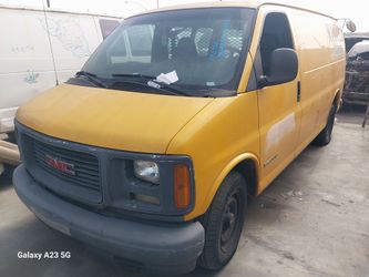 2001 GMC Savanah 2500 For Parts