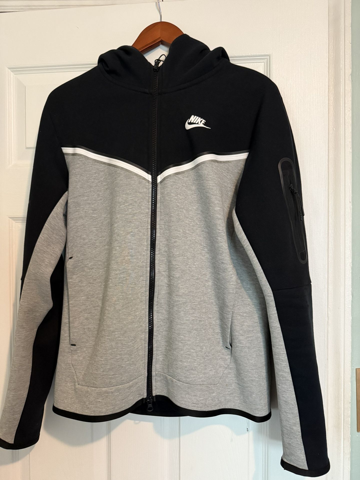 Nike Tech Fleece Zip Up