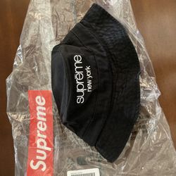 Supreme Bucket Hat 