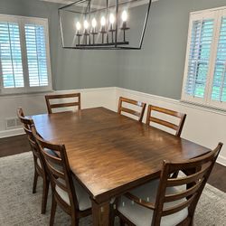 Ethan Allen Dining Table and 8 Chairs 