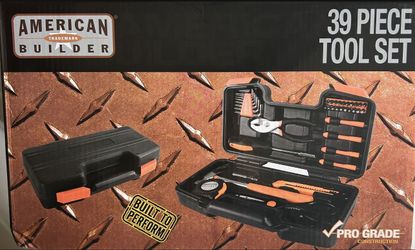 New 39 Pc Tool Set