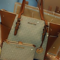 Michael Kors HANDBAG Brand New