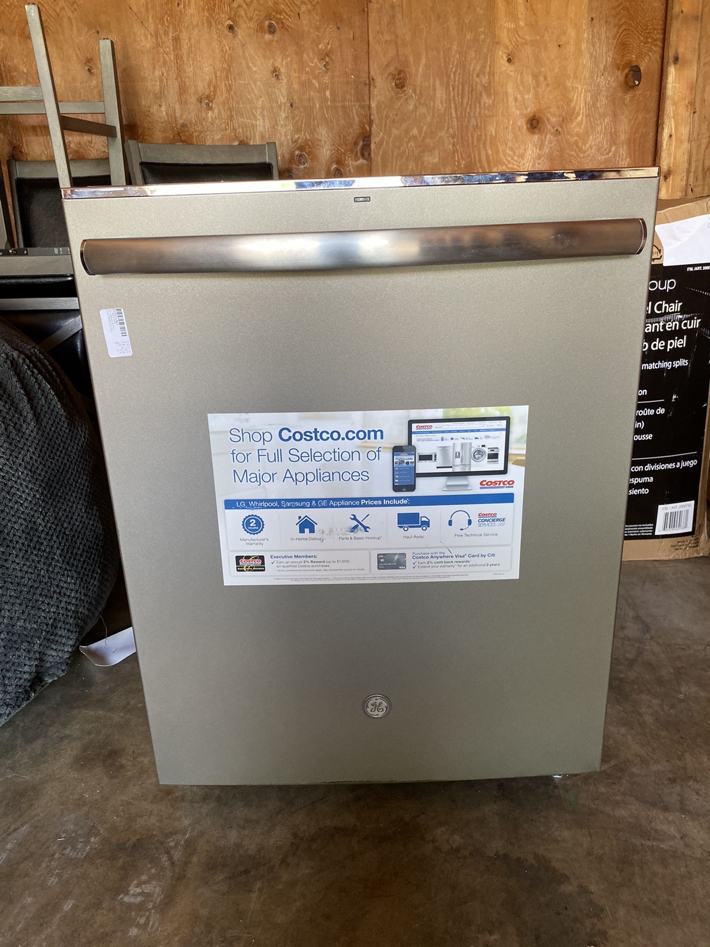 60% OFF // OPEN BOX NEVER USED // GE Top Control Dishwasher with Hidden Controls and Stainless Steel Interior