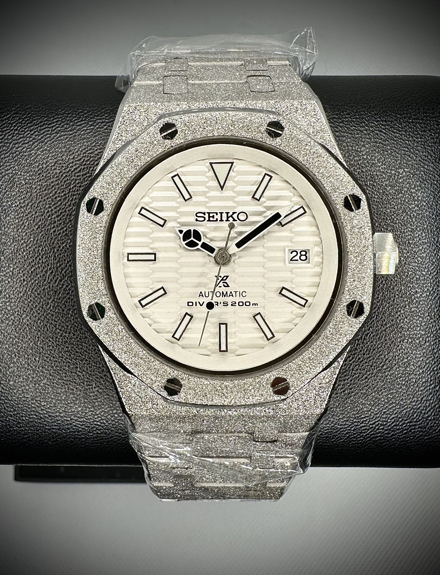 Custom Seiko - Frosted Oak