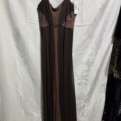 Evening dress – brown