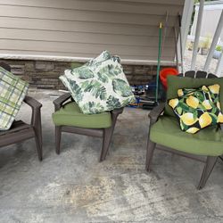 4 Cushions For Chairs Or Patio Couches W/pillow 