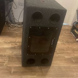 Kicker Subwoofers In Speaker Box 