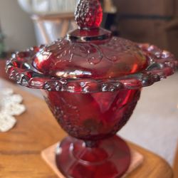 Red Indiana Glass Harvest Dish W/lid Filigree Edge