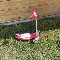 Radio Flyer Scooter 