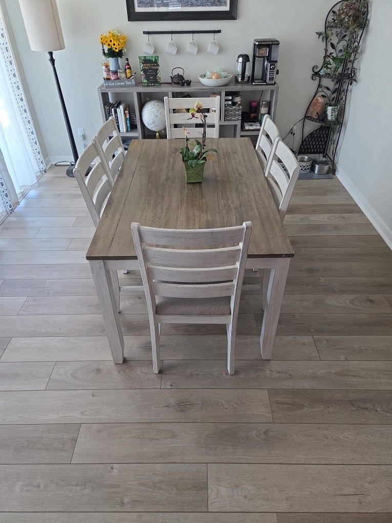 Table And Chairs