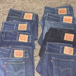 EUC: 8 Pairs Of Levi’s Men’s Jeans