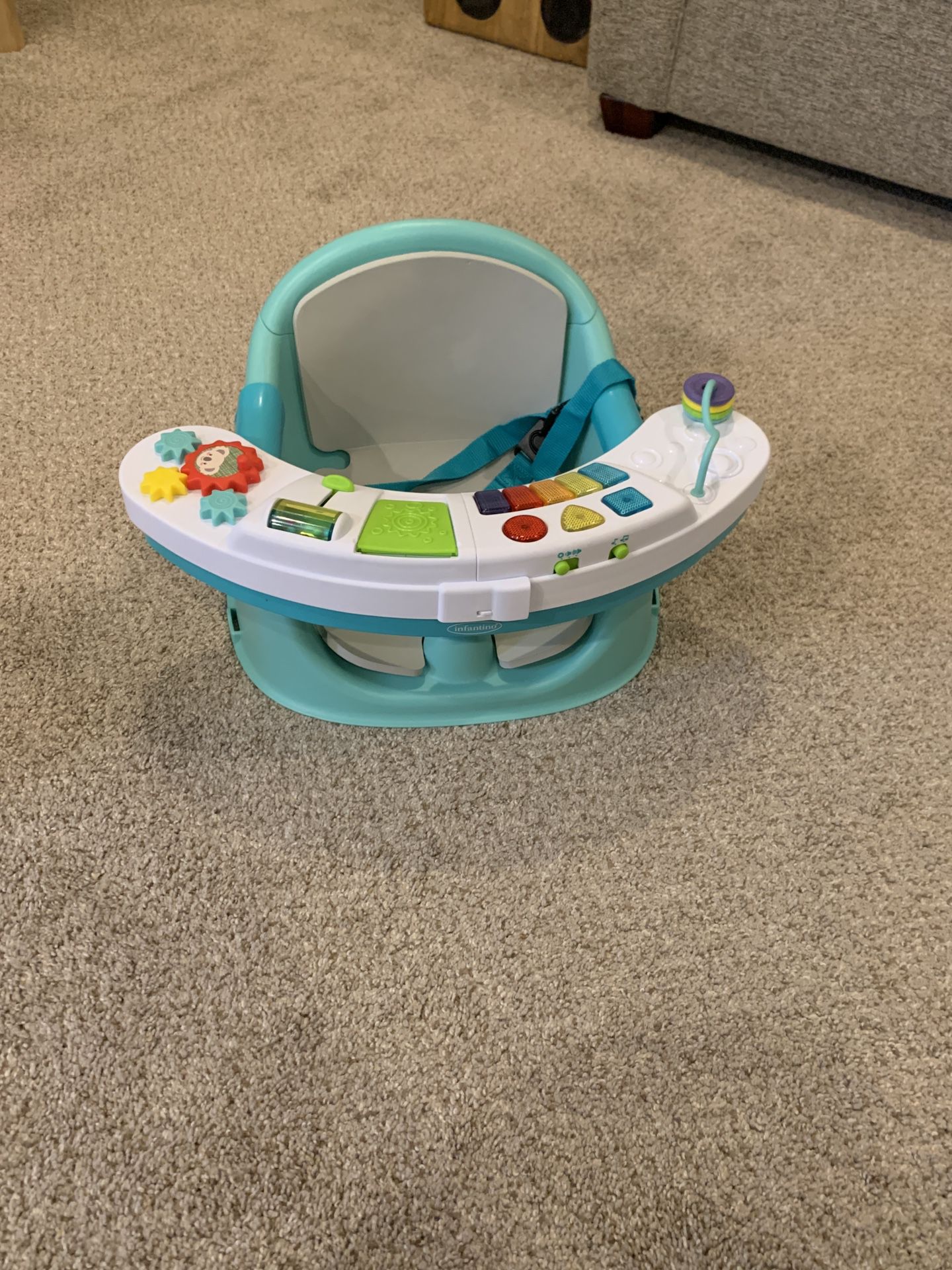 Infantino baby Chair