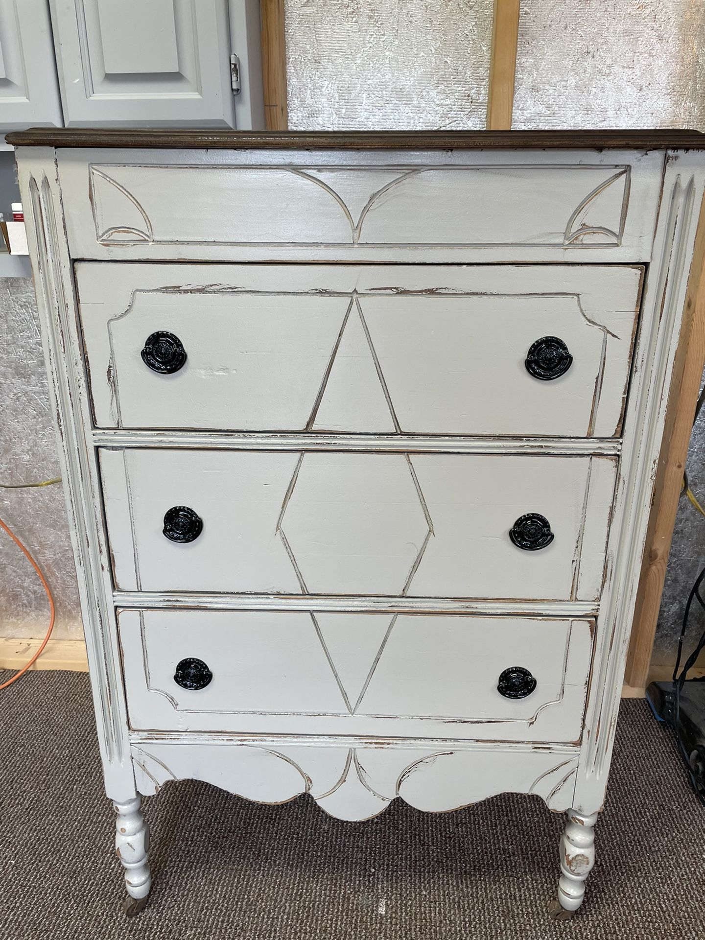 Beautiful Antique Chest Of Drawers 