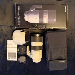 Sony FE 70-200mm F2.8 GM OSS Lens. Flawless glass. Bought new in 2025.