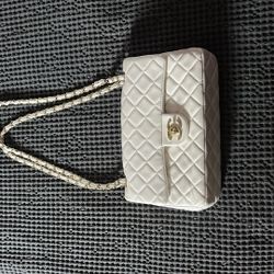 Chanel Shoulder Bag 