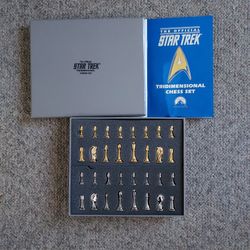 Star Trek Chess Set