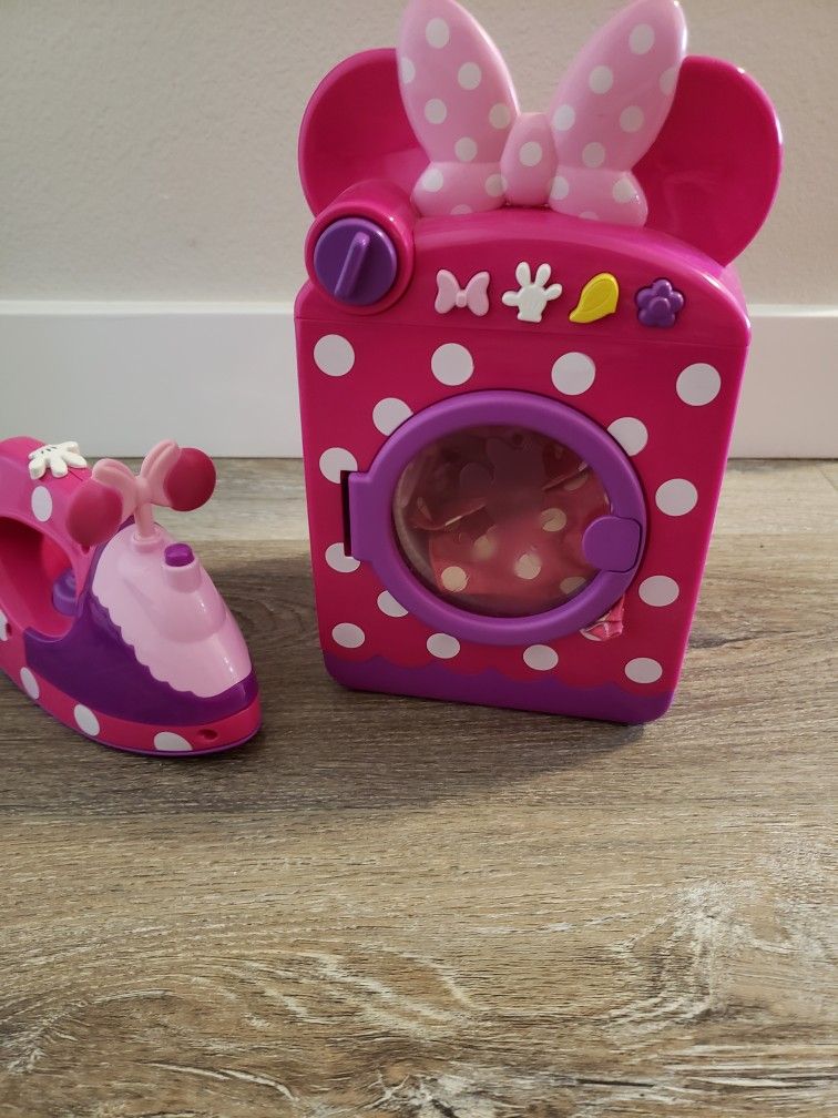 Minnie Mouse Laundry Play Set