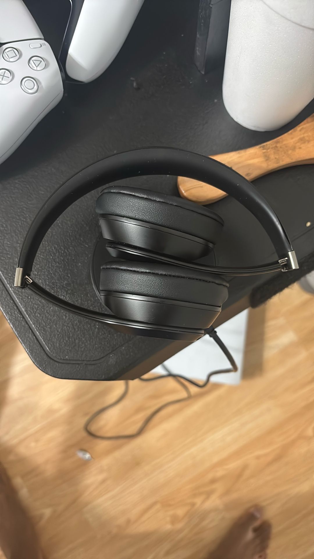 Beats Solo 4