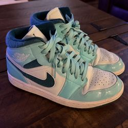 Jordan’s Women Size 8