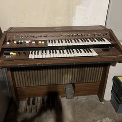 Yamaha Electone Organ