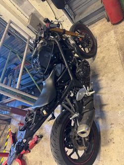 2020 Yamaha r3