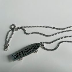 Vans Off the Wall Men Skateboard Fashion Necklace