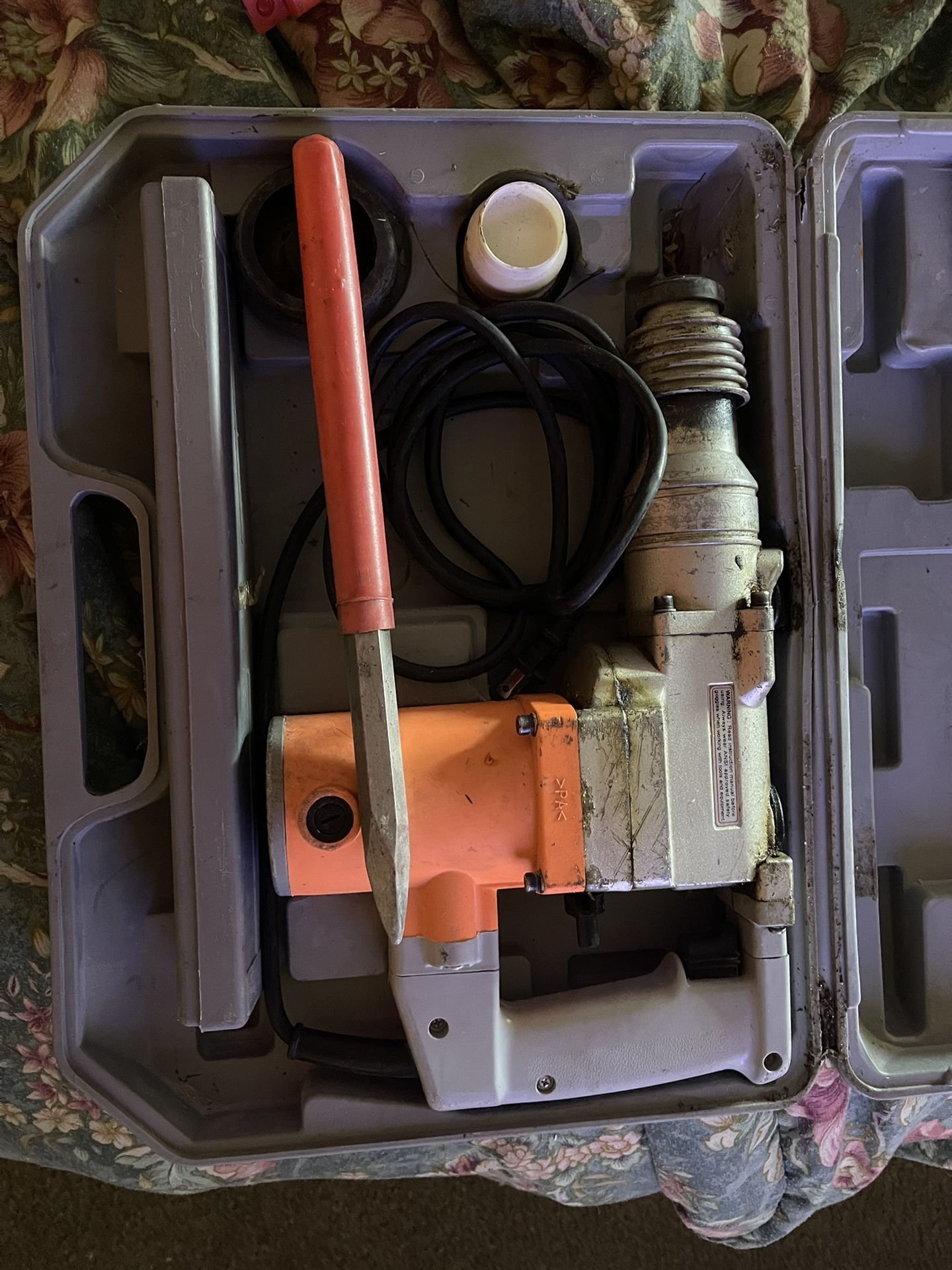 1” Rotary Hammer Drill and chisel 