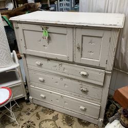 Antique Shabby White Chest Of Drawers 