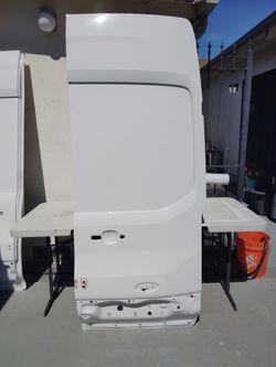 2015 2016 2017 2018 2019 2020 2021 2022 2023 2024 2025 FORD TRANSIT REAR RIGHT DOOR