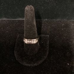 White Gold And Diamond Ring