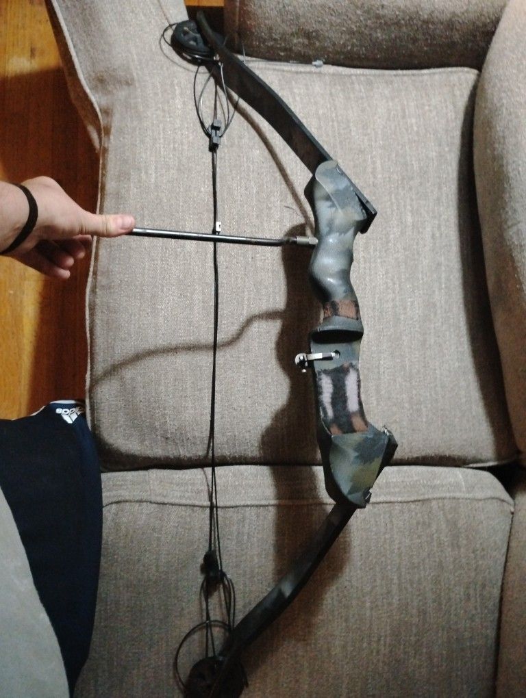 Composite Bow (25lb)