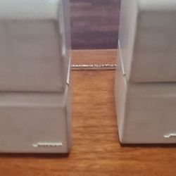 Bose Jewel Cube Speakers 