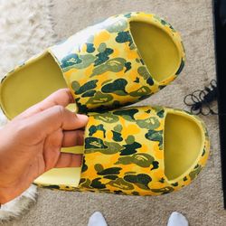 BAPE YEEZY SLIPPERS!!! 