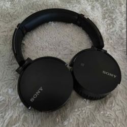 Sony MDR-XB650BT Headphones