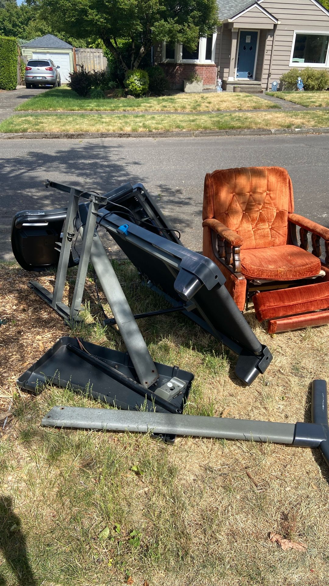 Free Scrap Metal 1915 NE 76th Portland 97213