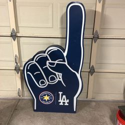 Dodgers Hand Estrella Jalisco Display