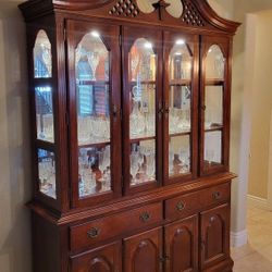 China Cabinet  Hutch REDUCED $225