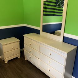 Bedroom dresser Set