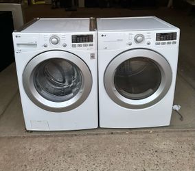 LG washer and dryer laundry