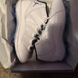 Jordan 11 Cleats