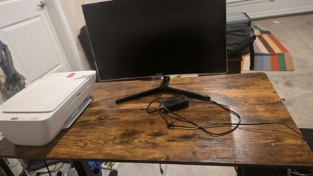 27" Samsung curved Computer Monitor with Stand