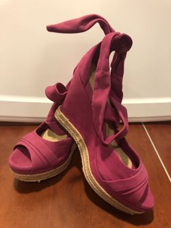 UGG Sandals New Size:8.5